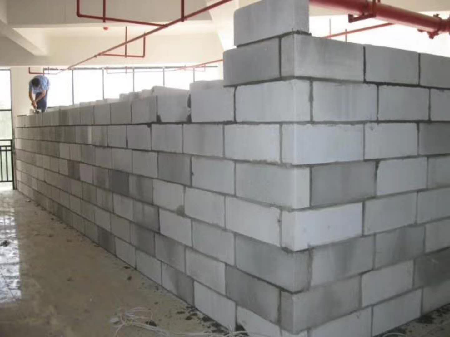 蓬江蒸压加气混凝土砌块承重墙静力和抗震性能的研究